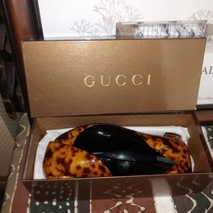 Fabulous Gucci Open Toe Flats!